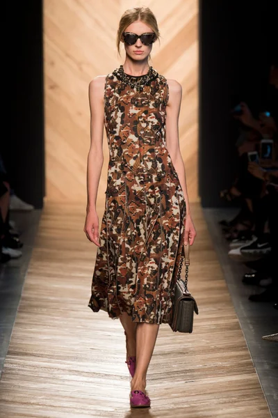 Look 13